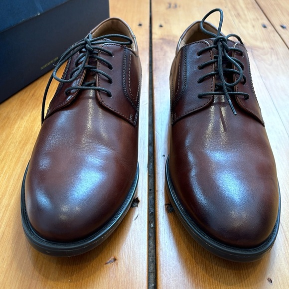 Florsheim Show Company Midtown Plain Oxford in Cognac size 9D - Picture 2 of 6